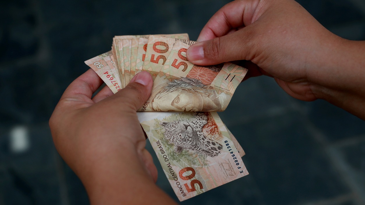 Projeção Salarial 2026 na Mesa: Governo Envia LDO com Previsão de Novo Mínimo