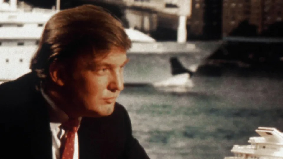 Diretor de &quot;Esqueceram de Mim 2&quot; Teme Represália ao Considerar Remover Cena com Trump