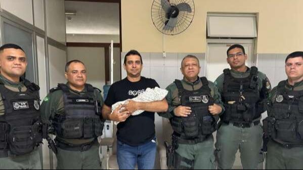 Milagre em Quixadá: PMs Encontram Recém-Nascida Viva em Sacola Abandonada