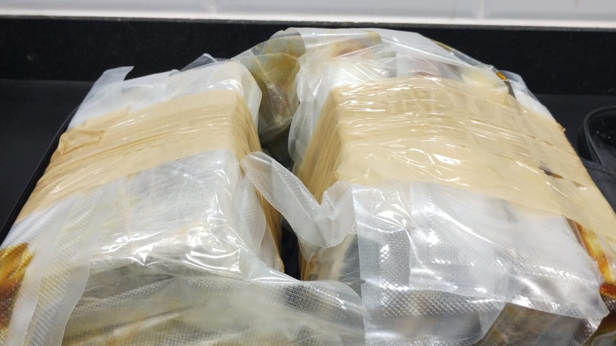 PF Apreende 7,6 Kg de Maconha e Prende Passageiro no Aeroporto de Fortaleza