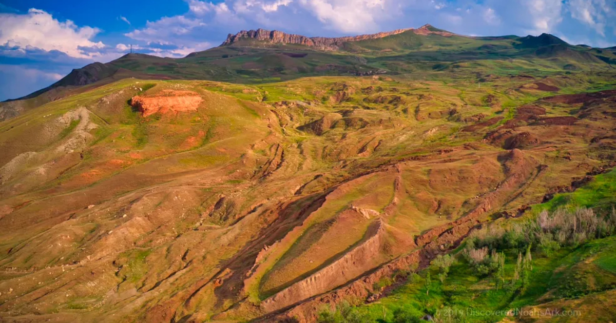 Segredos da Arca de Noé Desvendados na Turquia? Novas Evidências Surpreendem Cientistas