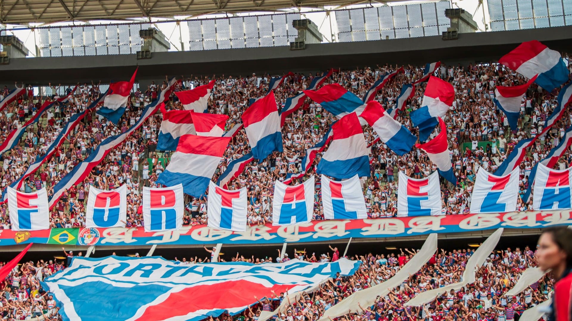 Fortaleza abre check-in e lança ingressos promocionais para jogo crucial contra o Colo Colo na Libertadores