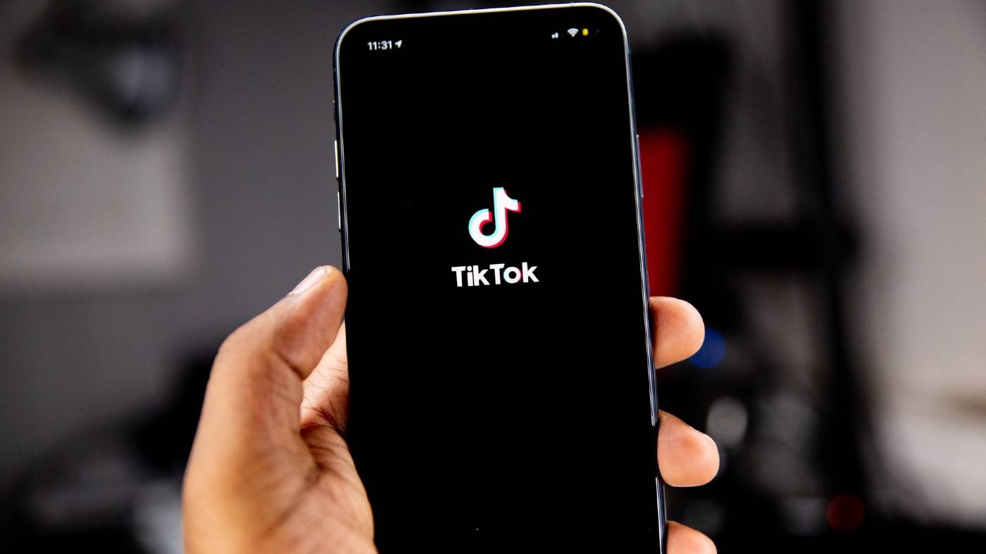 TikTok recebe multa histórica de R$ 3,34 bilhões