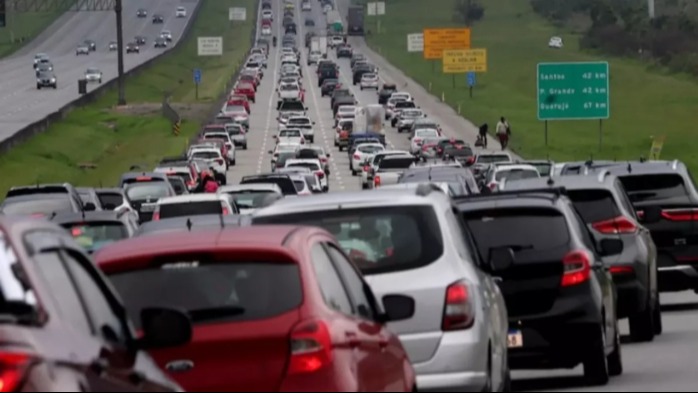 Alerta, Motorista Cearense com Placa Final 3! Licenciamento 2025 Vence na Segunda-Feira!