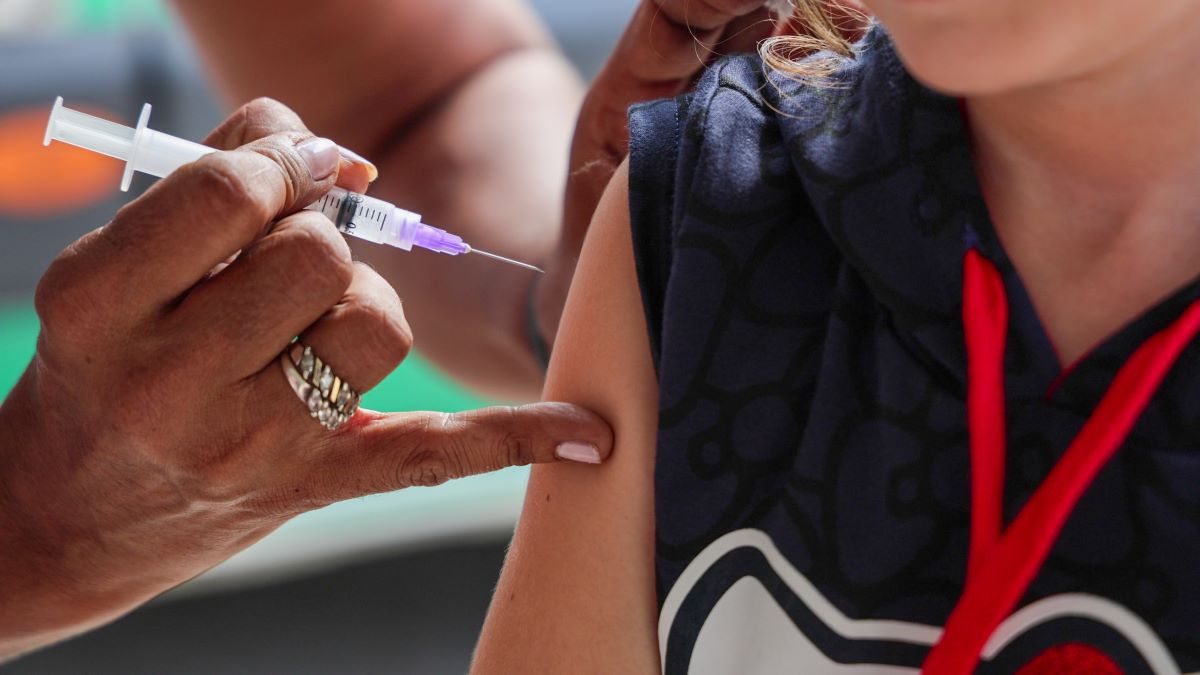 Fortaleza se Mobiliza Contra a Gripe! Dia D de Vacinação Abre Todos os Postos de Saúde Neste Sábado!