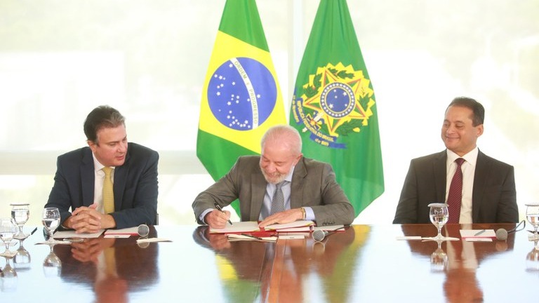 EaD com Novas Regras: Decreto Define o Futuro da Educação a Distância no Brasil