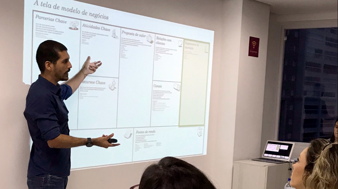 Revolução na Educação de Fortaleza: Professores Terão Liberdade Total Para Buscar Mestrado e Doutorado