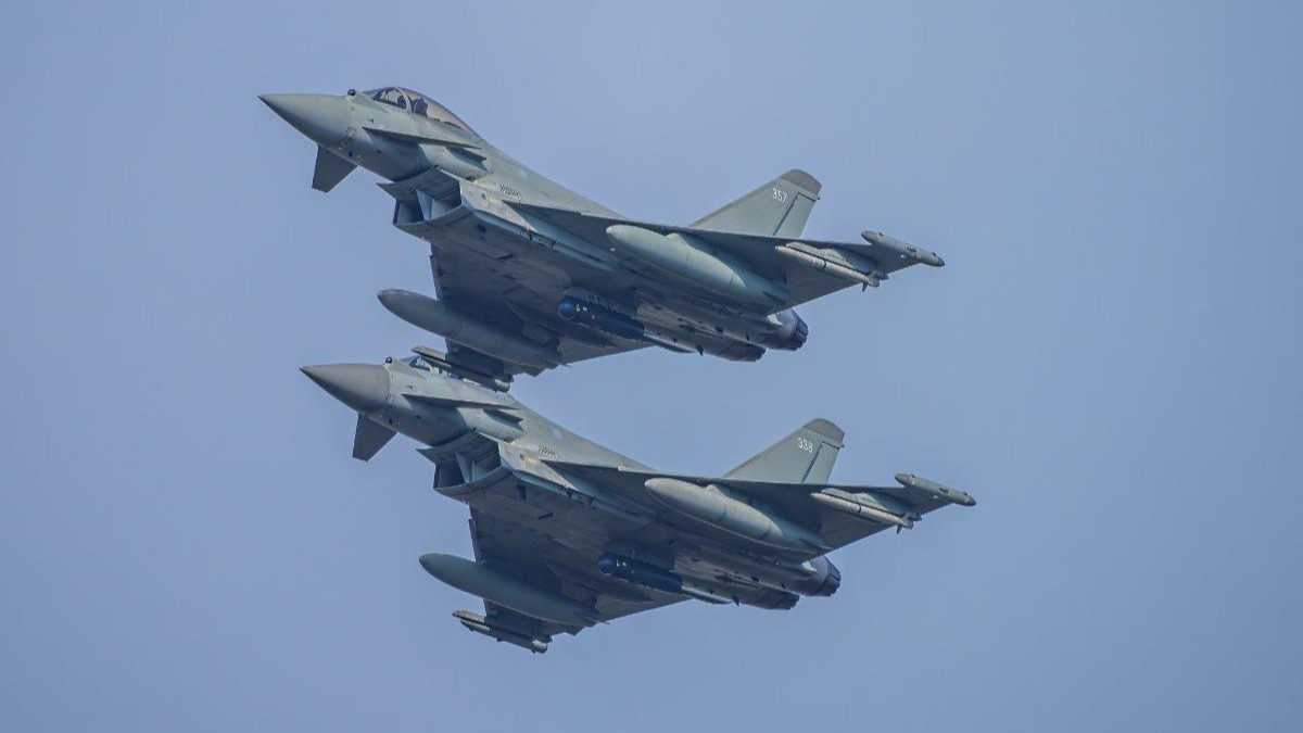 Alerta de Guerra Fria: Incidentes Aéreos com a Rússia Disparam o Alarme na OTAN.