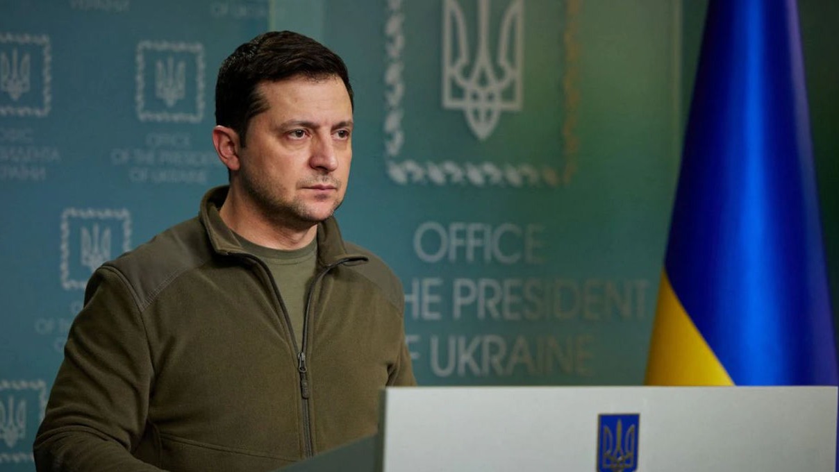 Zelensky denuncia nova onda de ataques russos: &quot;Noite difícil para toda a Ucrânia&quot;
