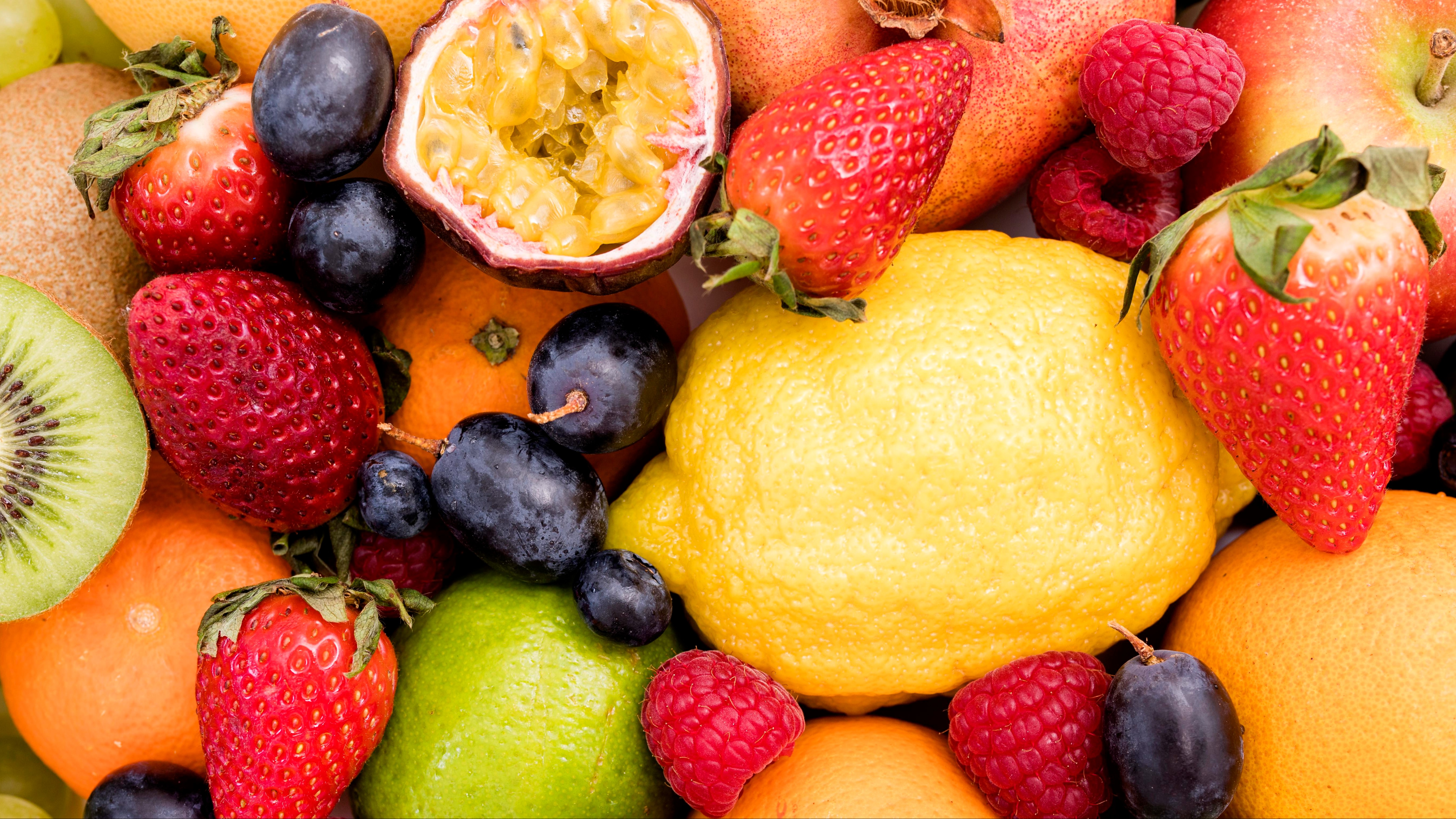 Comer esta fruta pode melhorar a qualidade do sono de forma natural