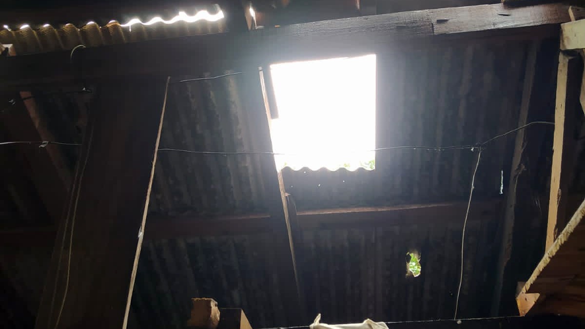 Suspeito em fuga sofre queda grave ao tentar escapar da polícia em Fortaleza