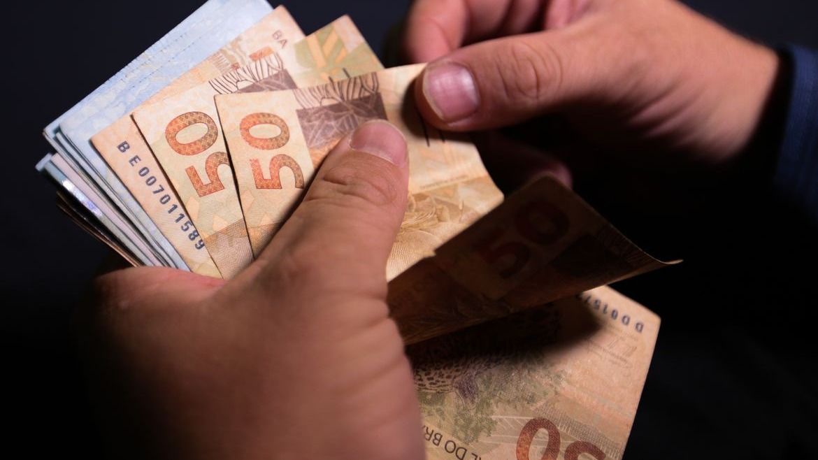 Inflação e PIB: Entenda as Novas Projeções do Mercado e o Impacto na Sua Vida