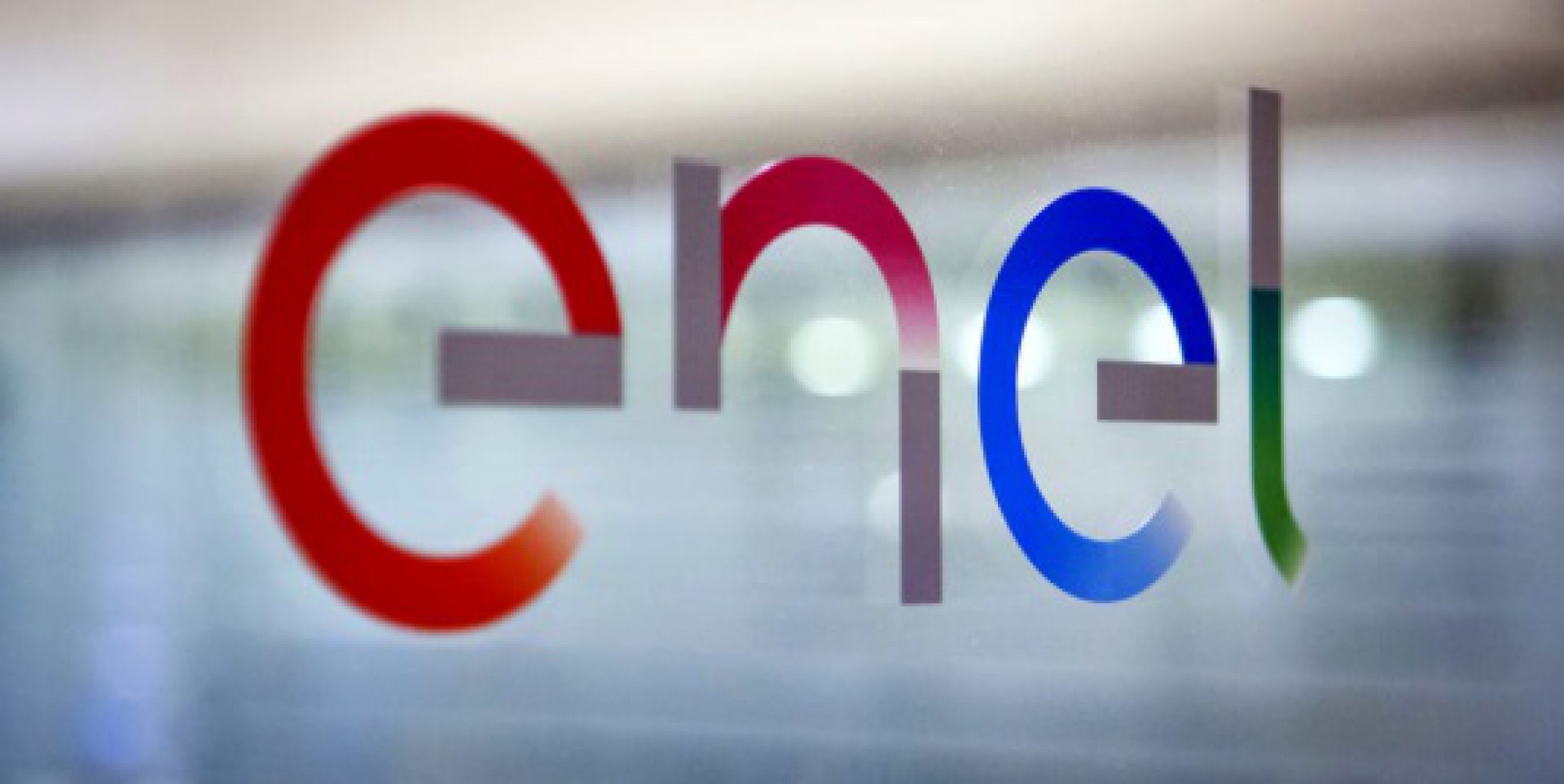 Enel na Mira da Justiça: MPCE Exige Melhorias Urgentes na Rede Elétrica