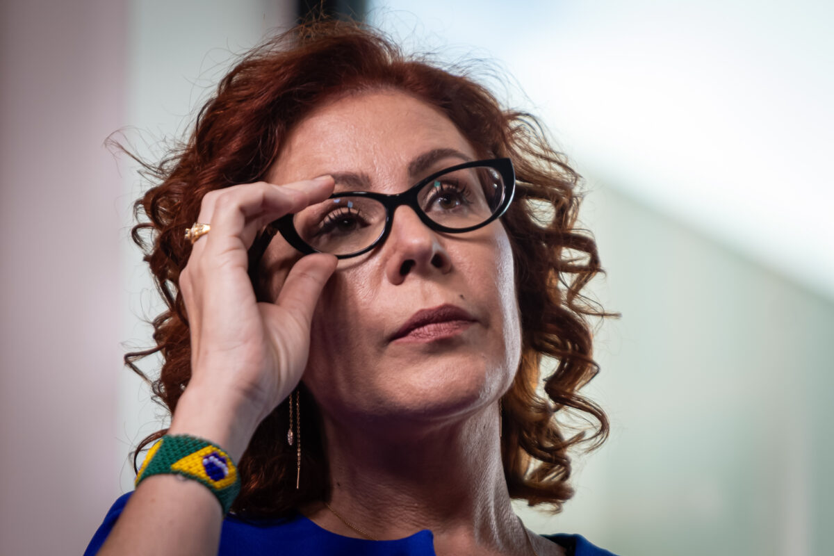 O Voto de Nunes Marques e a Surpreendente Absolvição de Carla Zambelli no STF