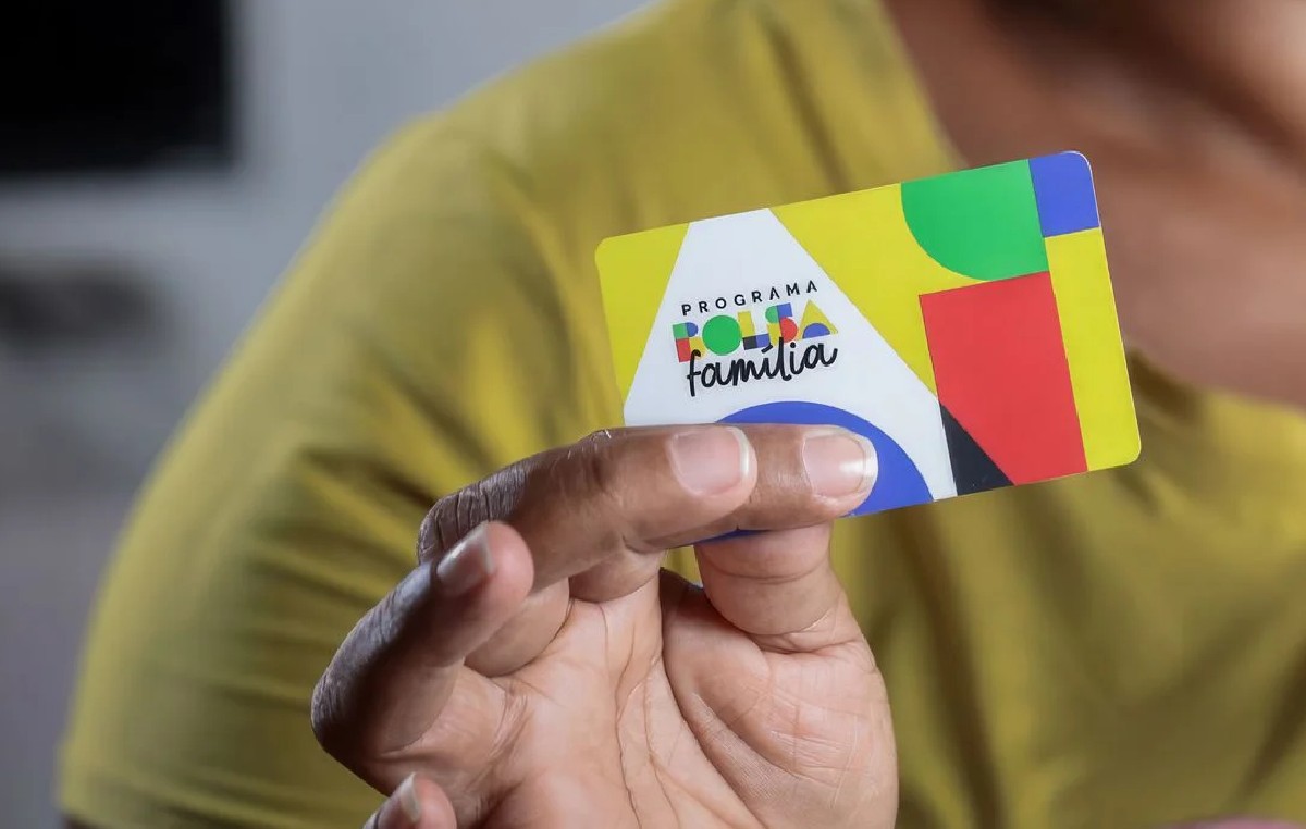 O fim do mês chega com esperança para milhares de famílias: Pagamentos do Bolsa Família em andamento