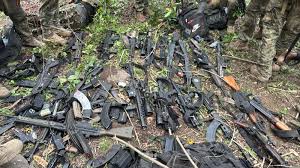 Fuzis e Votos: Por Que 64% dos Moradores do Rio Aprovam a Mais Letal das Operações Policiais? O Xeque-Mate do STF na Segurança Pública