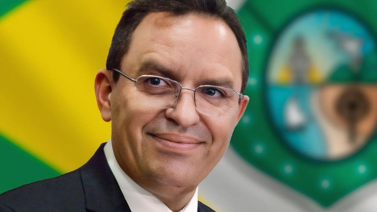 Imagem da notícia: SUPLENTE DE DEPUTADO É DETIDO POR IMPORTUNAÇÃO SEXUAL EM JUAZEIRO DO NORTE