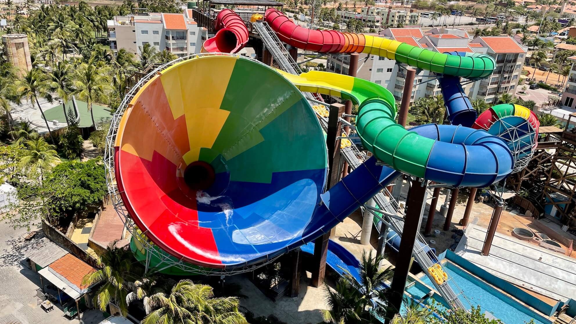Beach Park CE - O gigante cresce