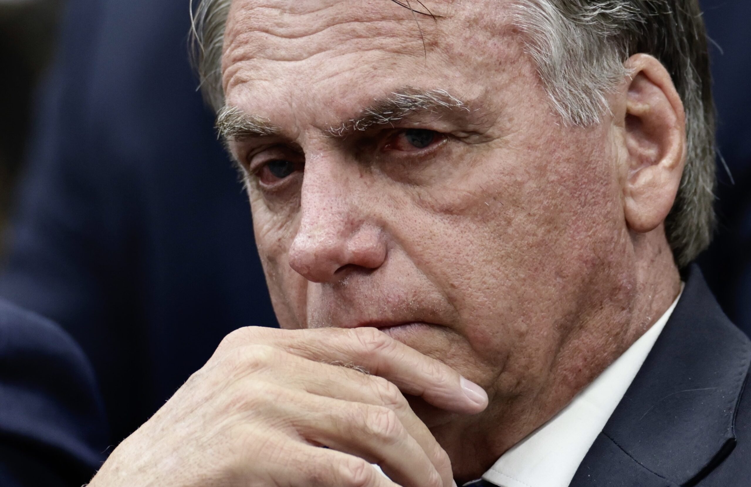 Brasil chegou perto de voltar à ditadura, diz New York Times