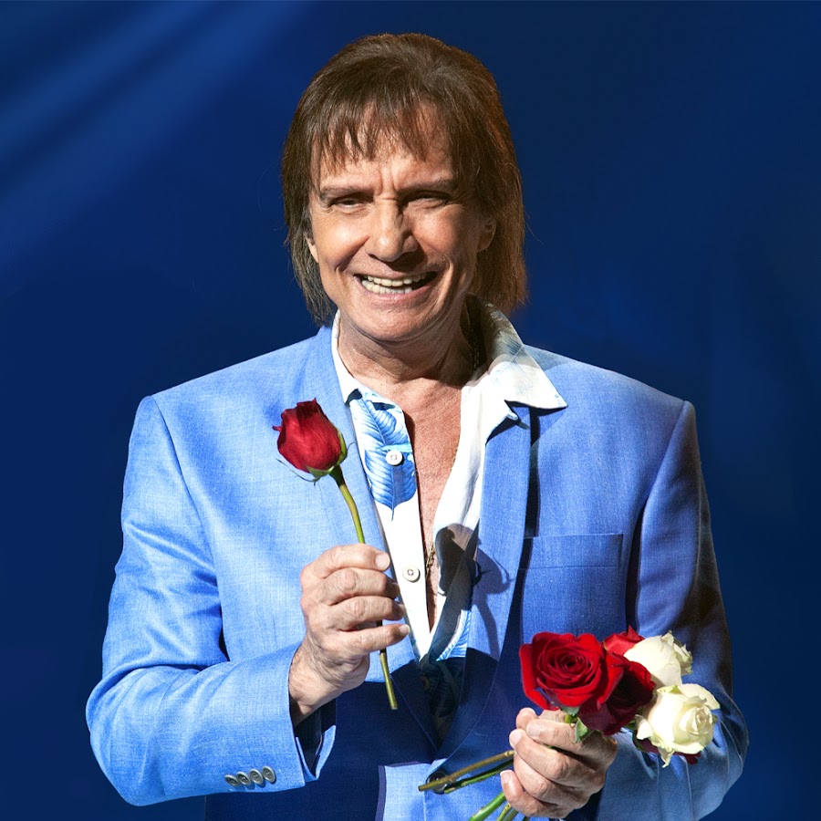 Ofereço Flores! Roberto Carlos Abre a ExpoCrato 2025 com Show Inesquecível e Turnê