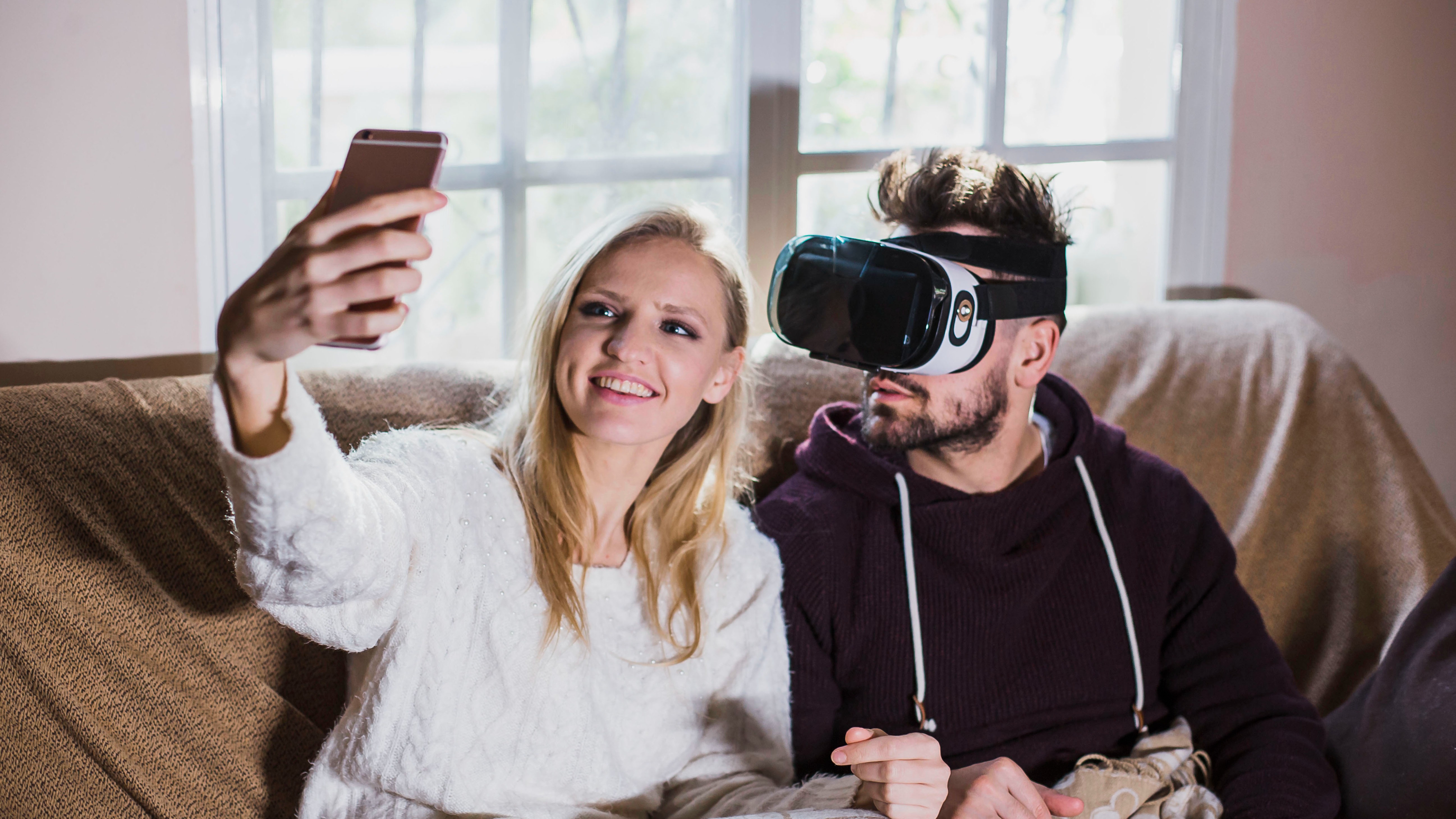 Namoro do futuro: conexões em meio a desafios