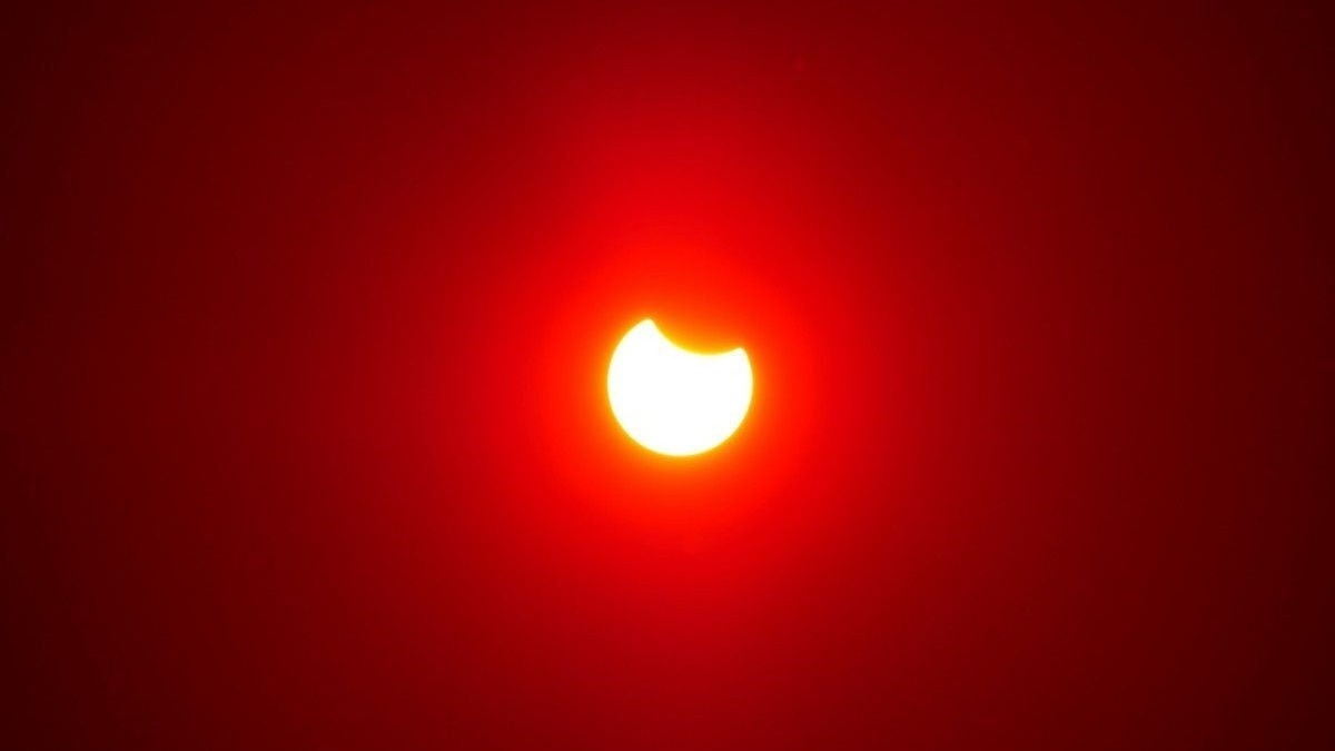 Eclipse Solar Parcial Surpreende Parte do Mundo Neste Sábado