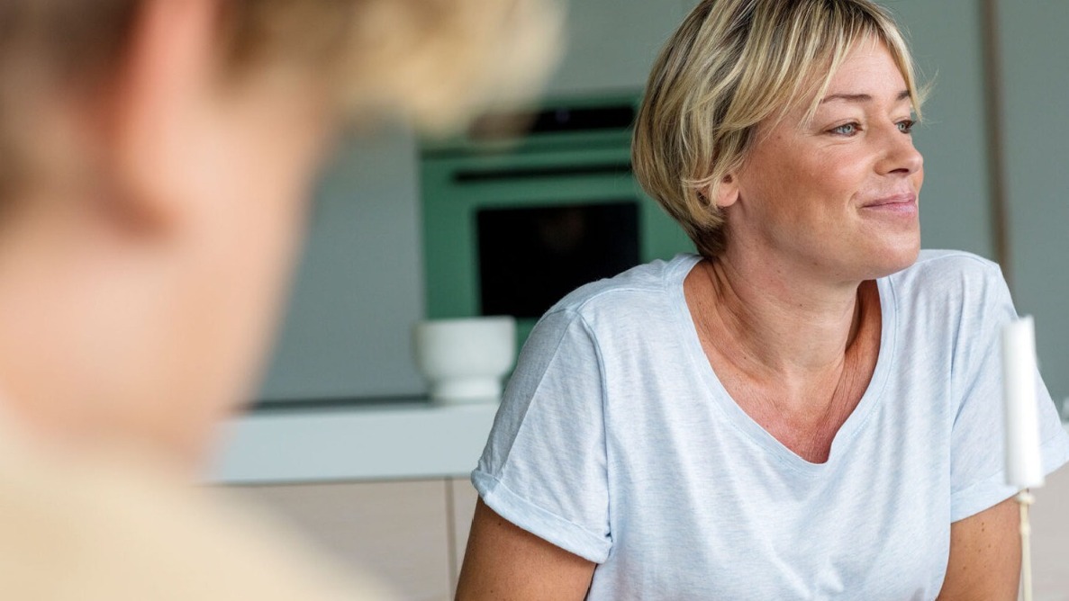 SUS enfrenta críticas por reposição hormonal desatualizada na menopausa