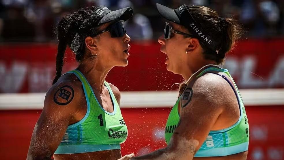 Cearense brilha no México: Rebecca e Carol Solberg conquistam ouro no vôlei de praia!