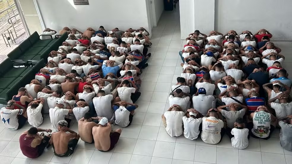 Justiça Liberta 33 Torcedores Após Confronto, Mas Impõe Rigorosas ¨Condições"