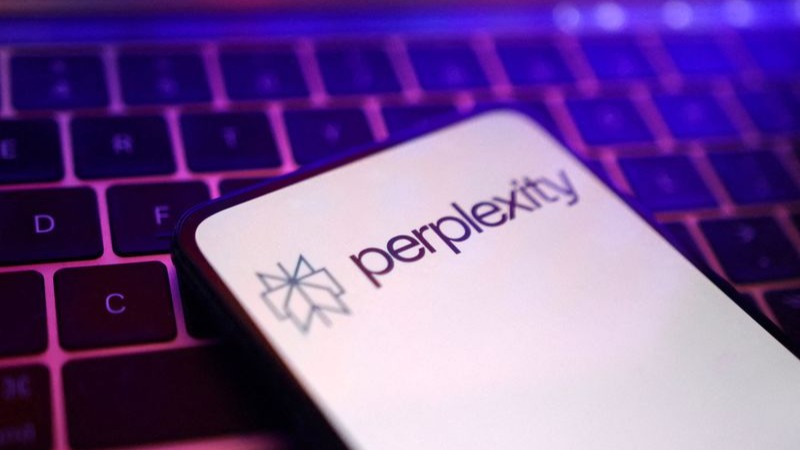 Perplexity vs. ChatGPT: 6 Funcionalidades Críticas